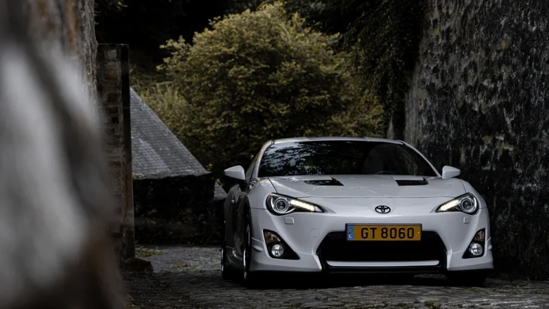 Damskie auta Toyoty — najlepsze modele i porady serwisowe